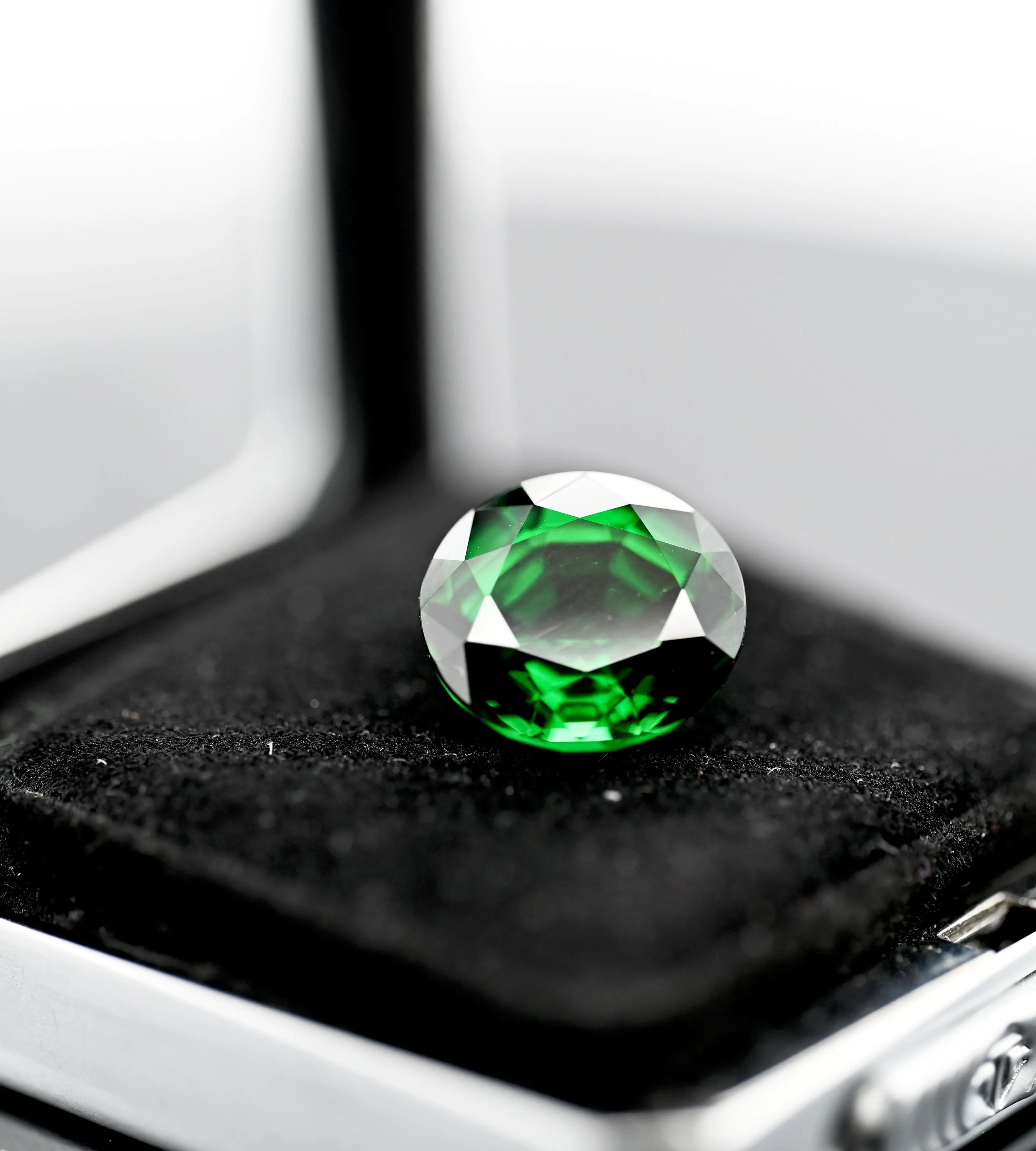 7.77CT CHROME TOURMALINE