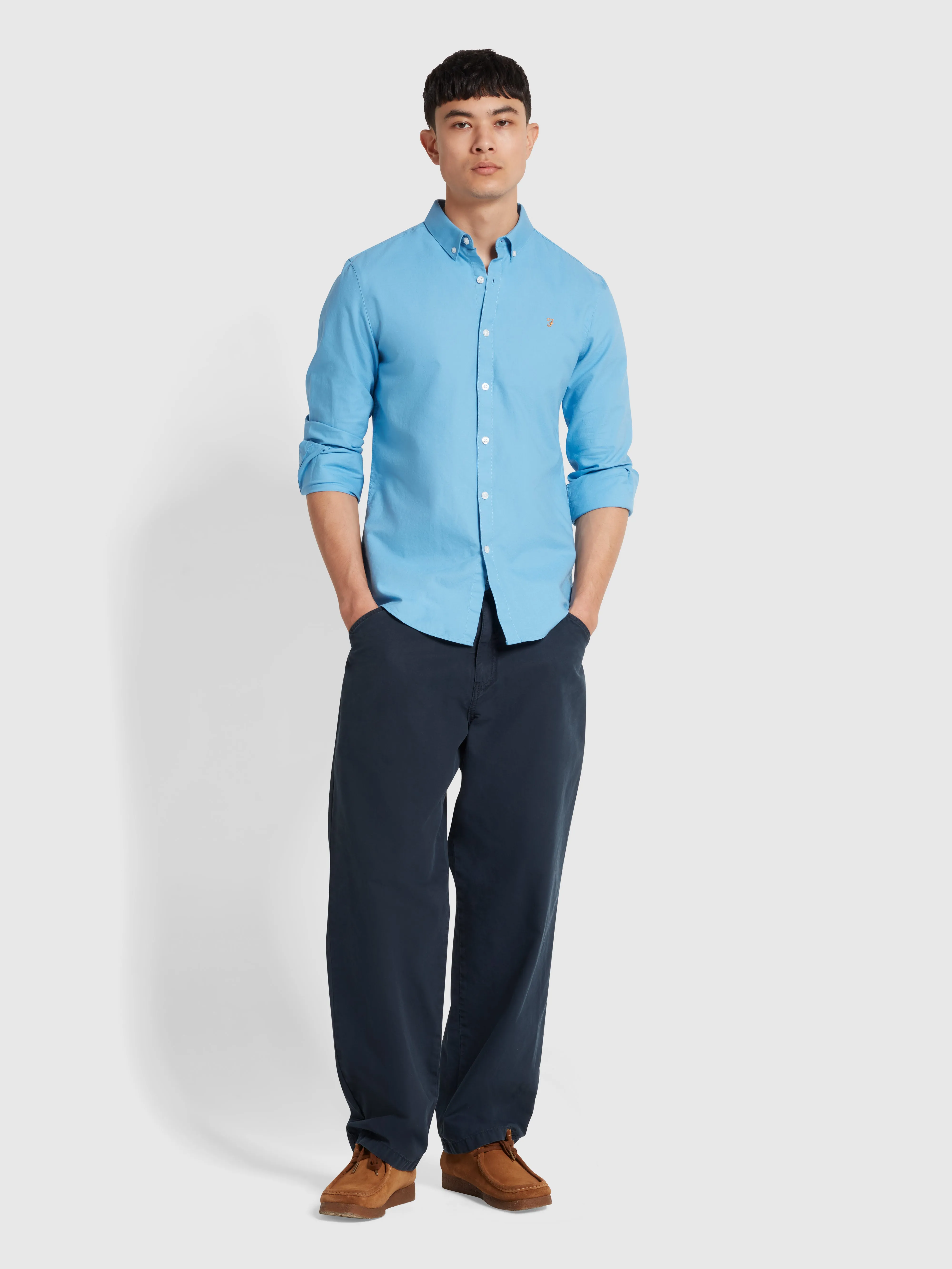 Brewer Slim Fit Organic Cotton Oxford Shirt In Arctic Blue