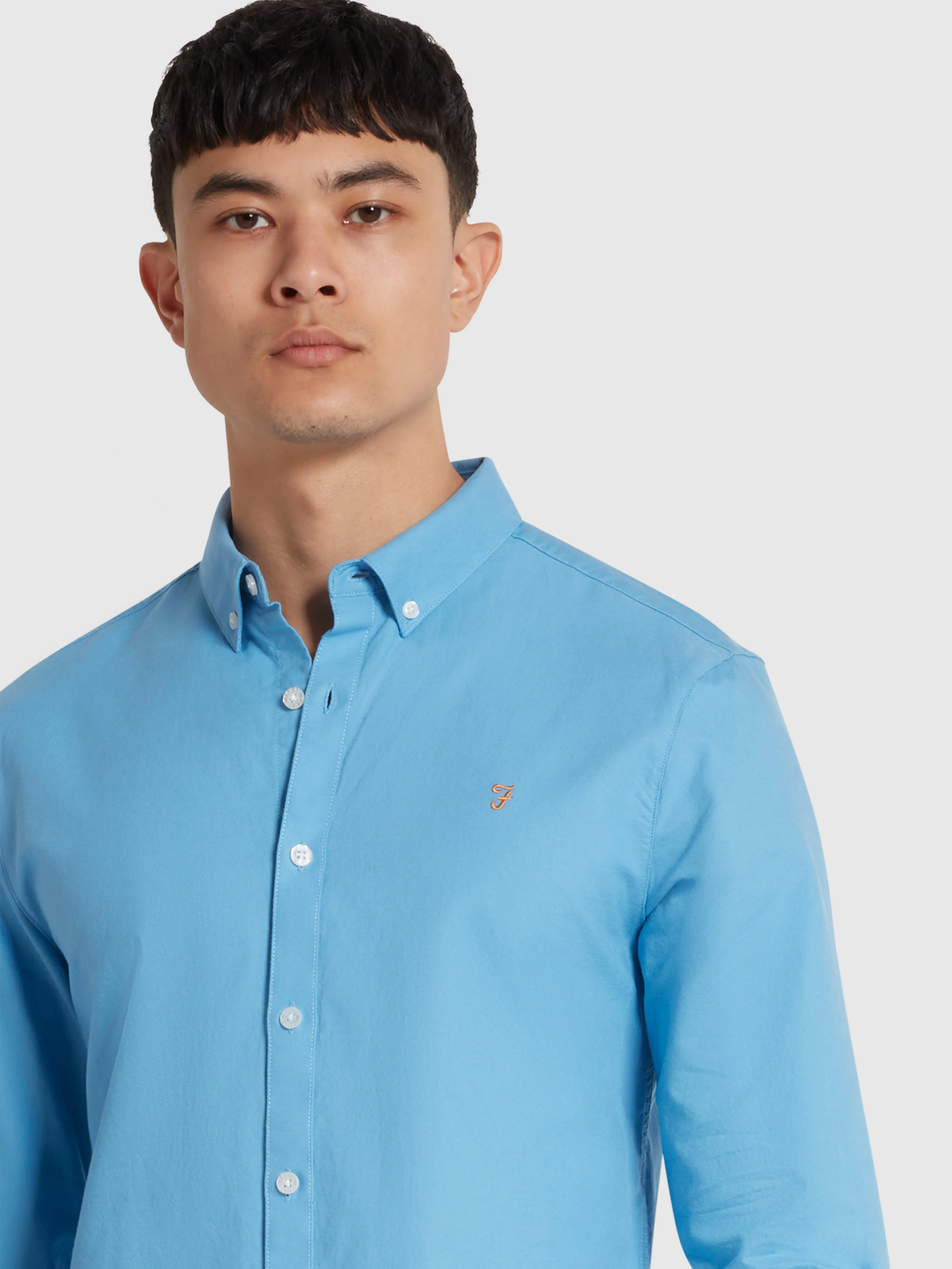 Brewer Slim Fit Organic Cotton Oxford Shirt In Arctic Blue