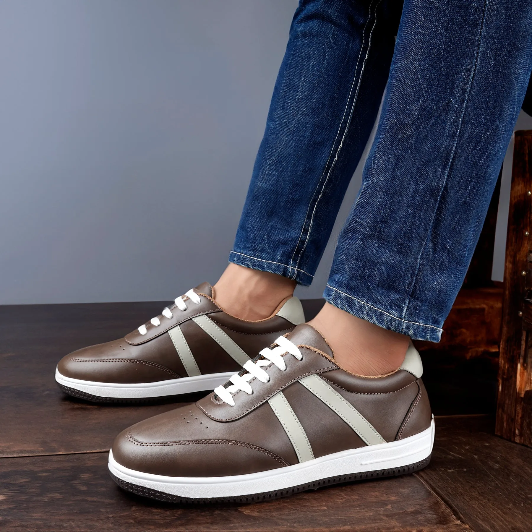 Bxxy's Ultra Comfortable Striped Lace-up Shoes for Men