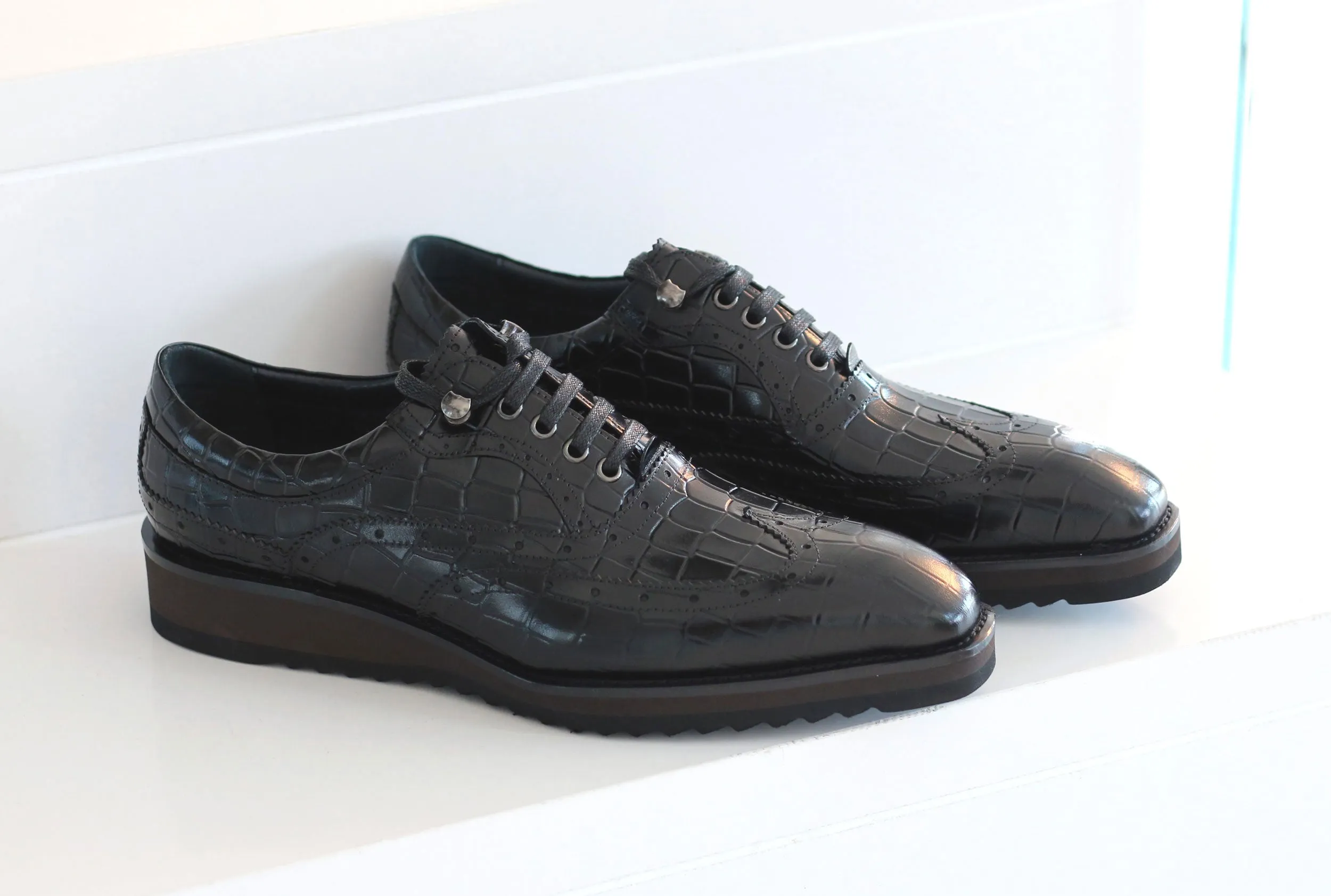 Calfskin Lace-Up Oxford Black