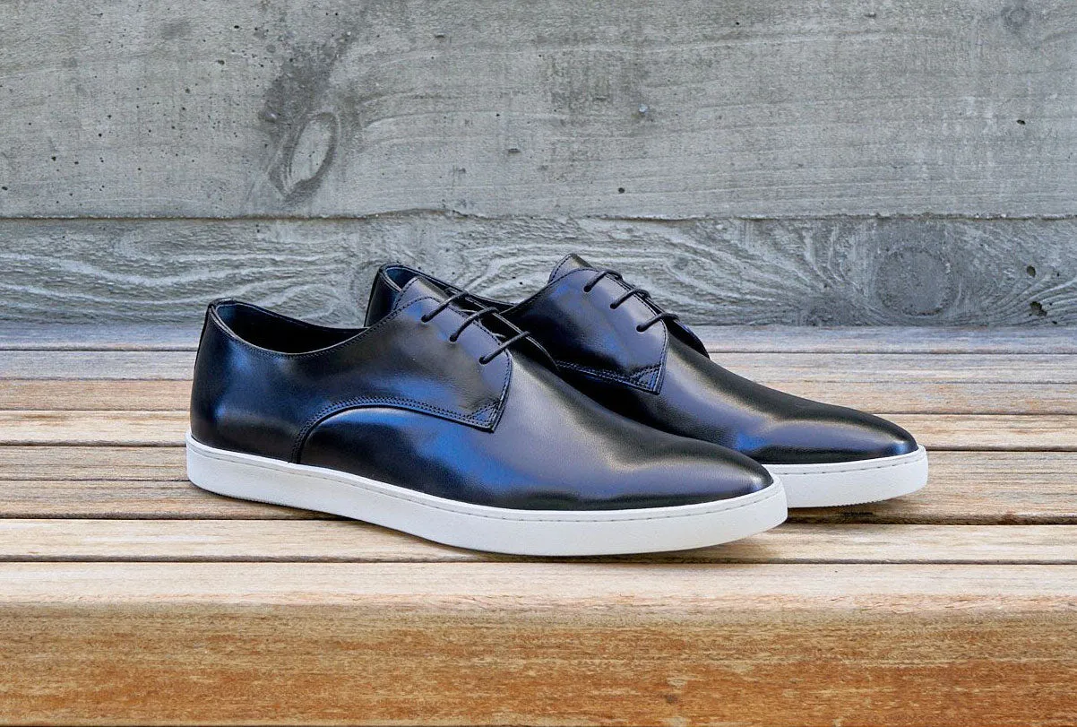 Calfskin Lace-Up Sneaker Black