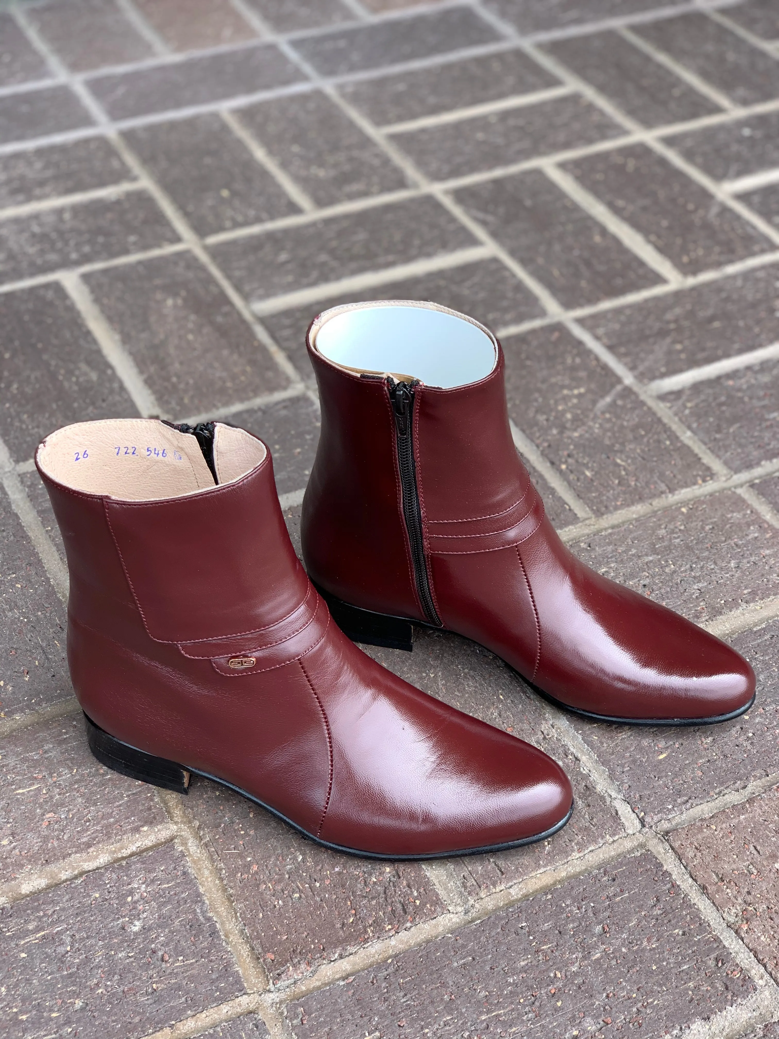 El Besserro Side Zipper Burgundy Round Toe Ankle Boot