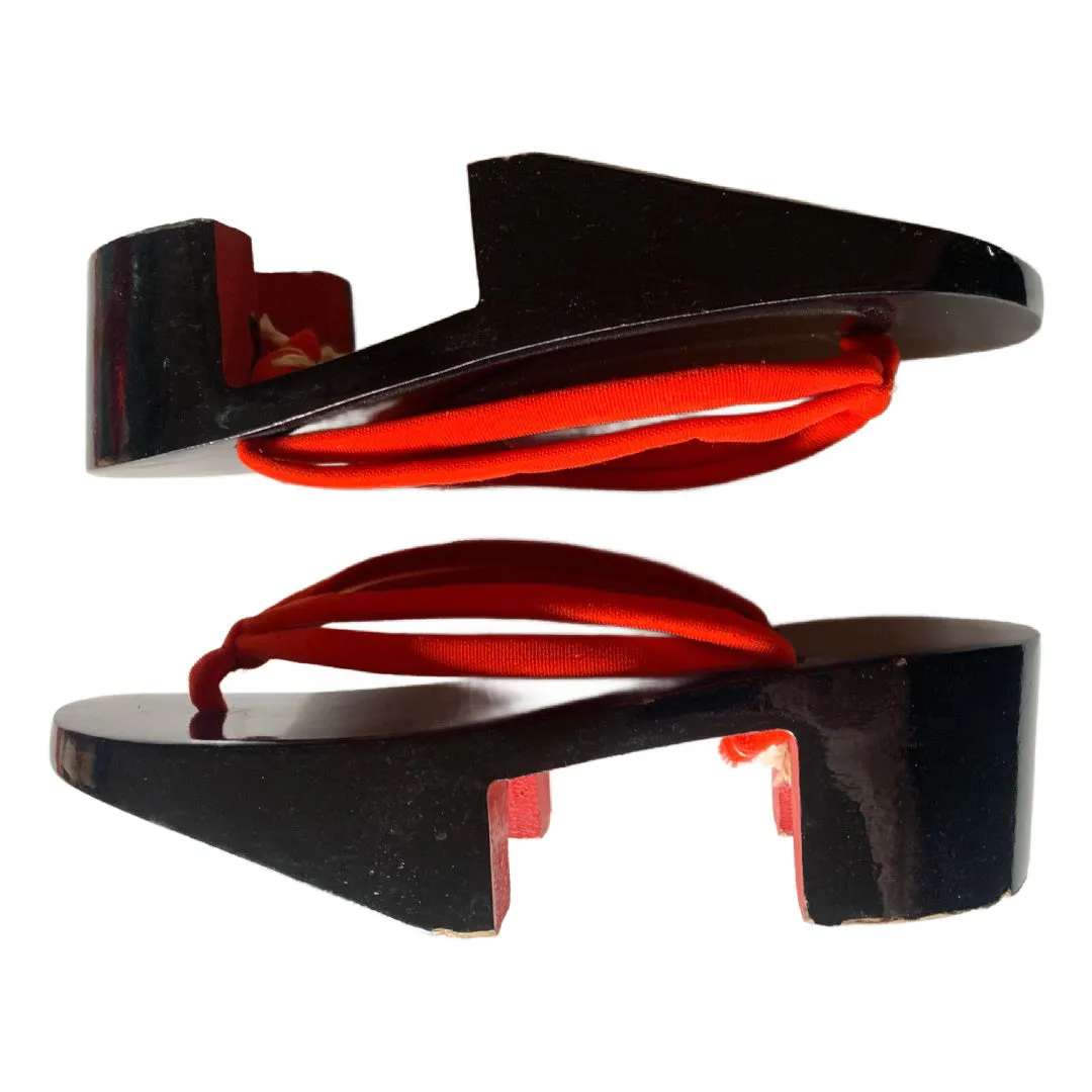 Japanese Black Lacquered Wood Geta Shoes with Red Thong circa 1940s 6