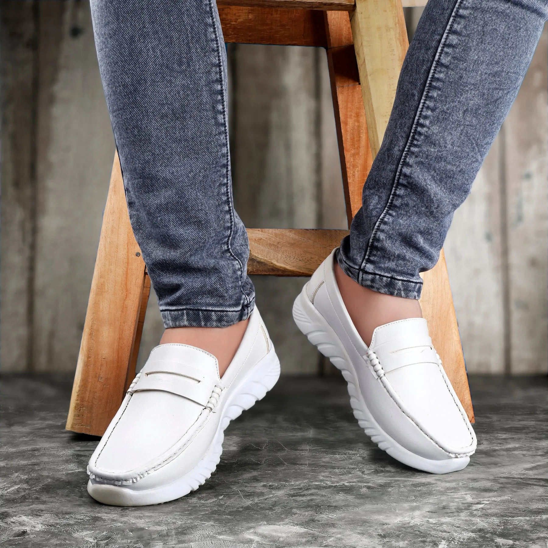 Men's Casual Slip-On Loafers And Outdoor Shoes