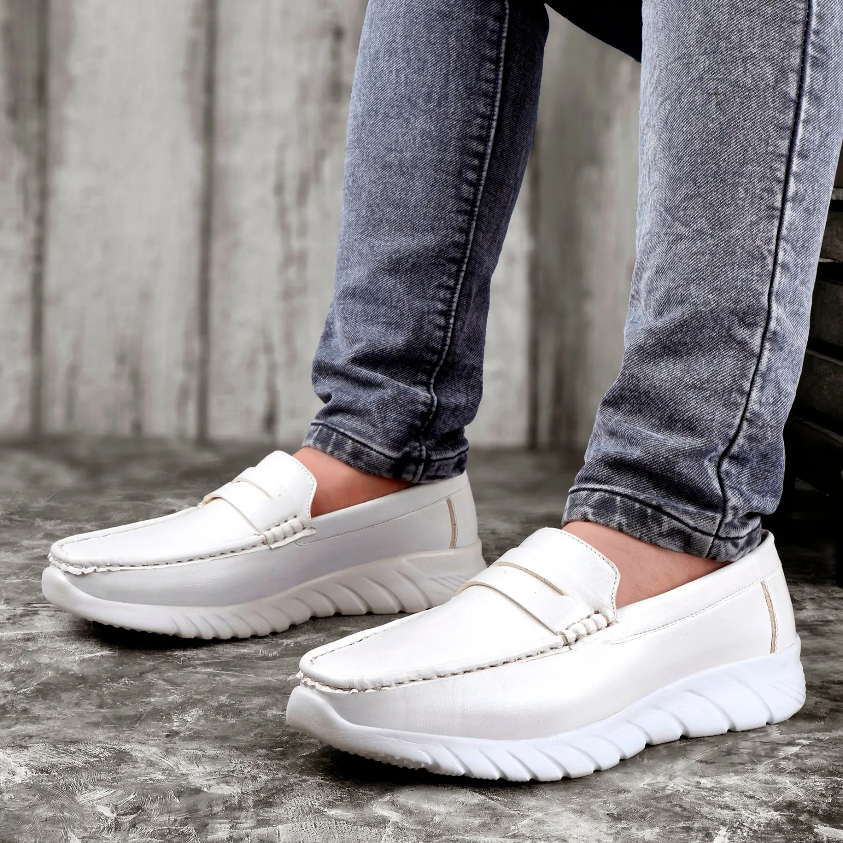 Men's Casual Slip-On Loafers And Outdoor Shoes