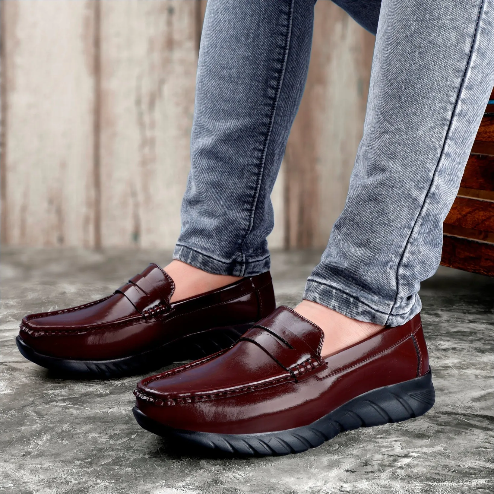 Men's Casual Slip-On Loafers And Outdoor Shoes