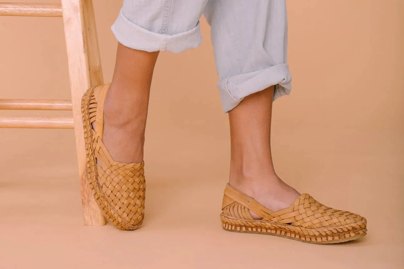 MOHINDERS Woven flat honey natural women