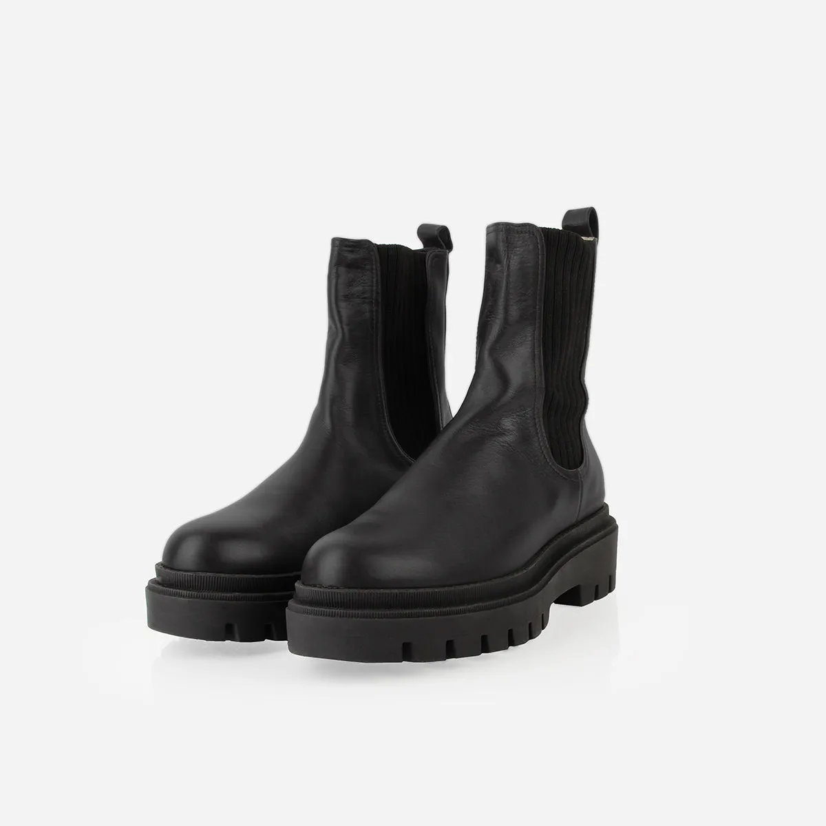 The Alpine Chelsea Boot Onyx