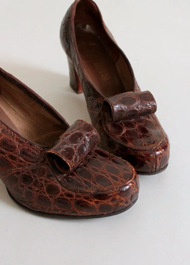 Vintage Early 1940s La Valle Art Deco Pumps